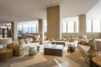 Becite Hunt Hotel Seating Area