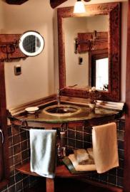 Gredos Lodge Bathroom