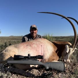 Hunt Giant Scimitar Oryx