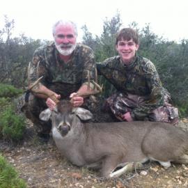 Hunt Giant Free Range Whitetail Deer