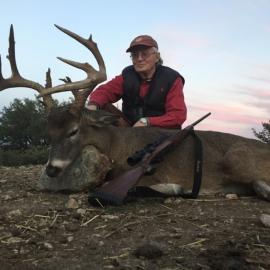 Hunt Giant Whitetail Deer