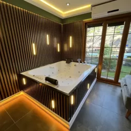 bathroom for Anatolian Chamois hunt