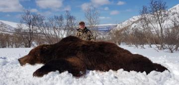 Russian Bear Hunting in Winter