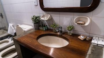 Argentina Hunt Lodge Bathroom