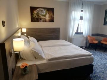 Bedroom for Brown Bear Hunt Hotel Croatia