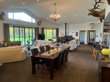 New Zealand Lodge sitting area