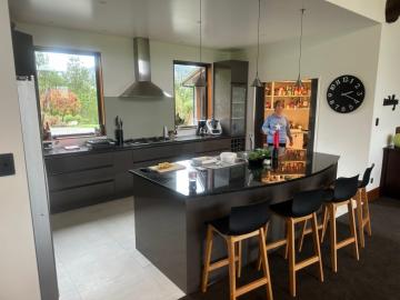 New Zealand Lodge Kitchen